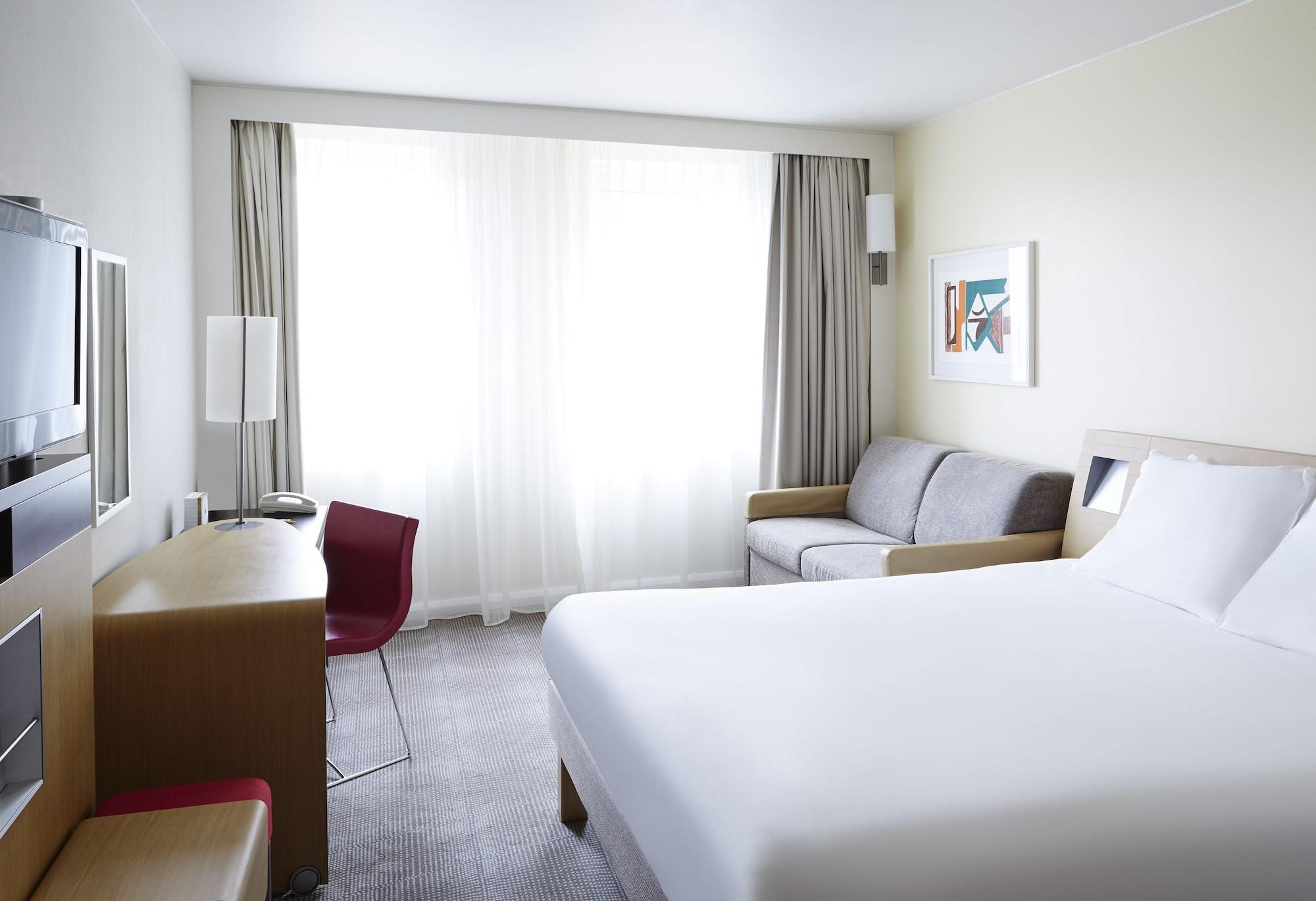 Novotel Pau Pyrenees 4*