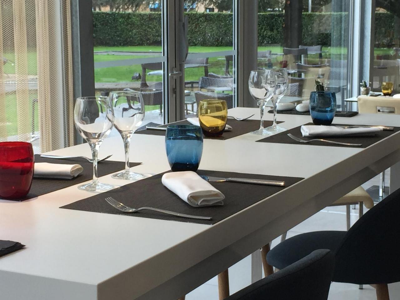 Novotel Pau Pyrenees 4* Lescar